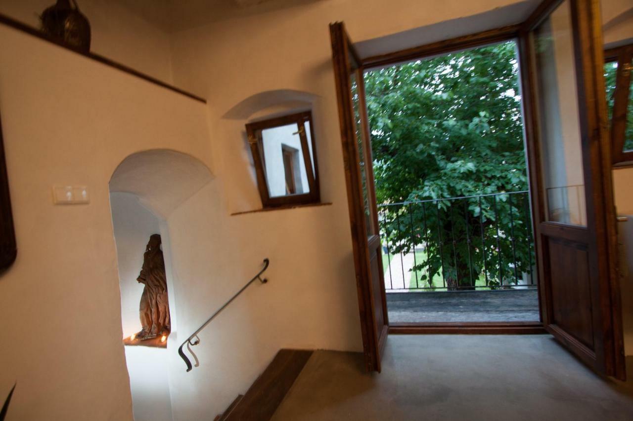Vestonicka Moruse Casa de hóspedes Dolni Vestonice Exterior foto
